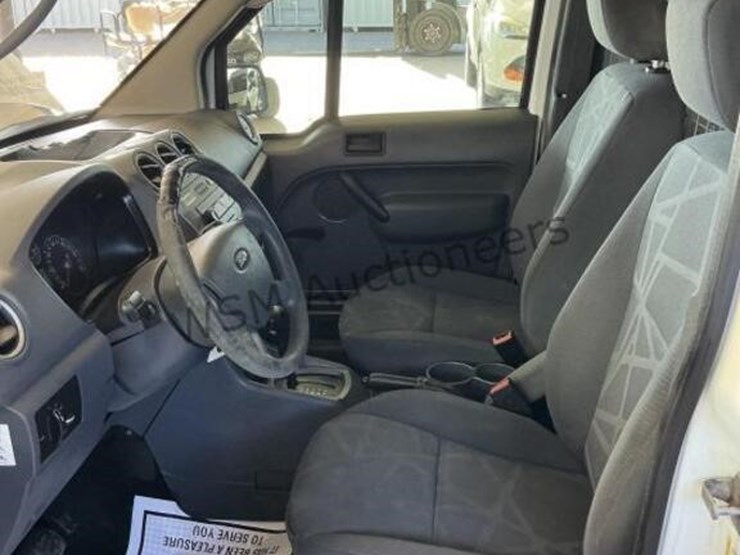 2013-ford-transit-connect-image-23