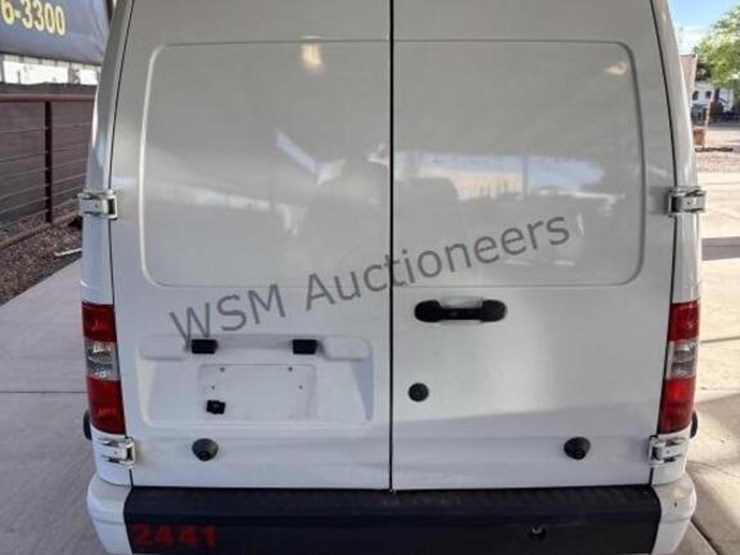 2012-ford-transit-connect-image-7