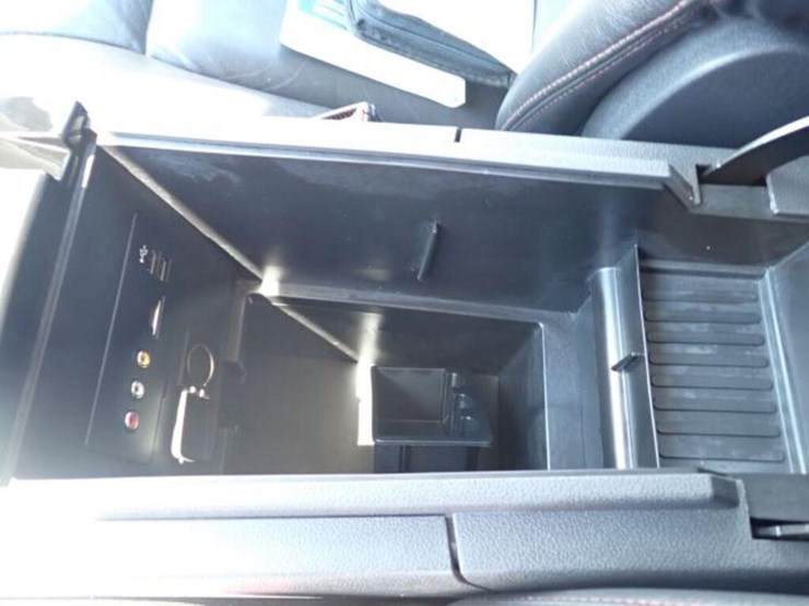 2011-ford-edge-image-25