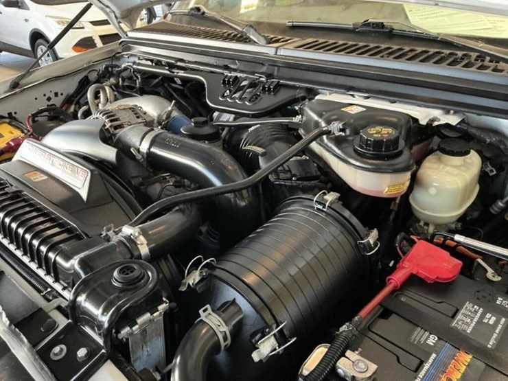 2006-ford-f550-image-13
