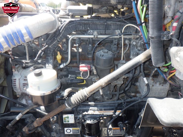2020-peterbilt-579-image-19