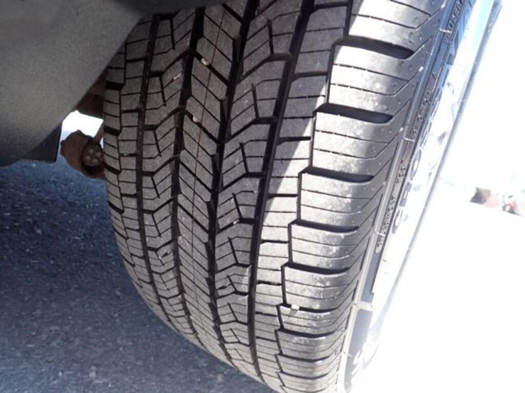 2011-ford-edge-image-93