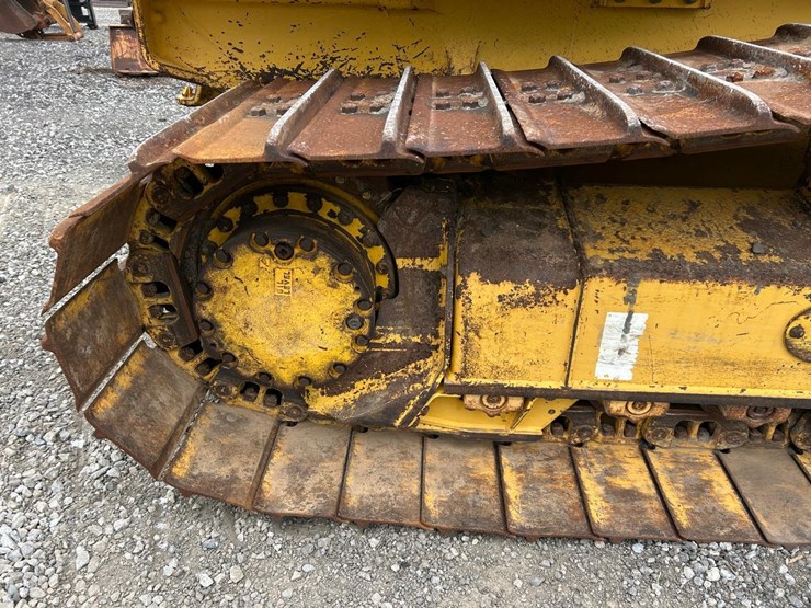 2016-komatsu-d39px-24-image-12