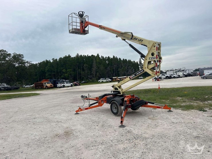 2019-jlg-t350-image-4