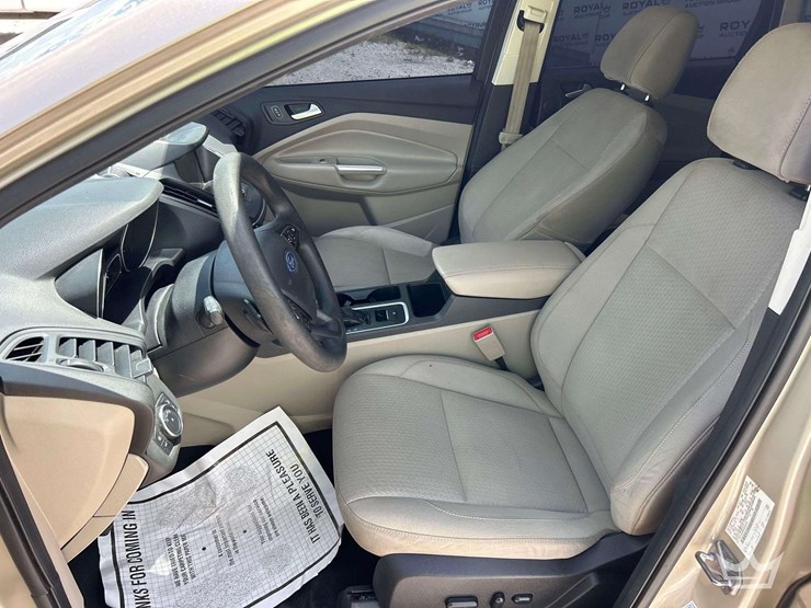2017-ford-escape-image-18