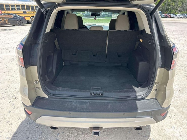 2017-ford-escape-image-26