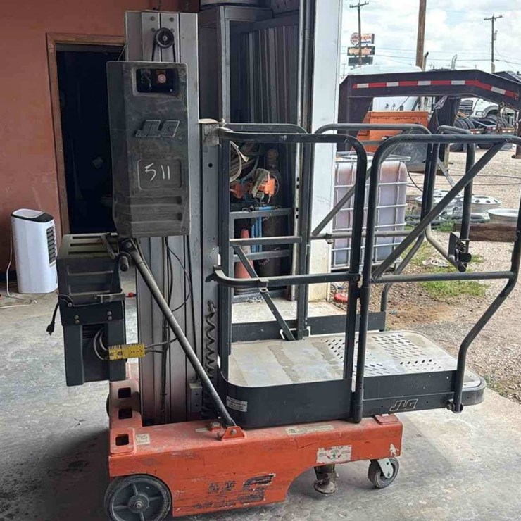 JLG 12SP