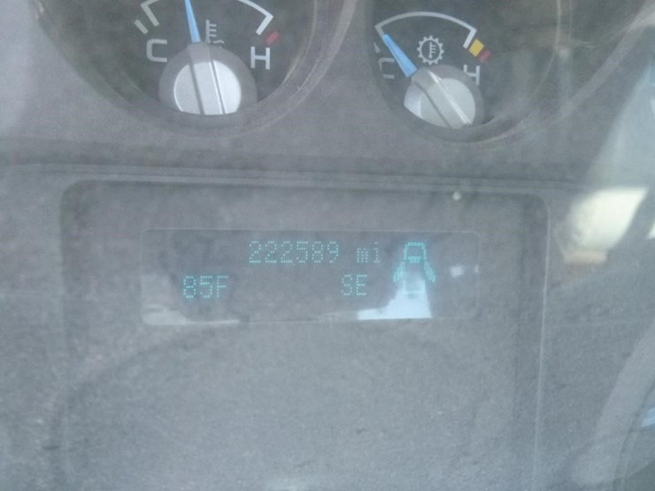 2016-ford-f350-image-14