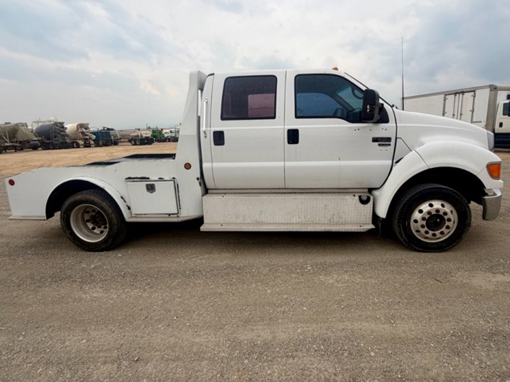 2005-ford-f650-image-4
