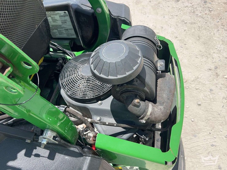 2015-john-deere-950m-72in-zero-turn-mower-image-11