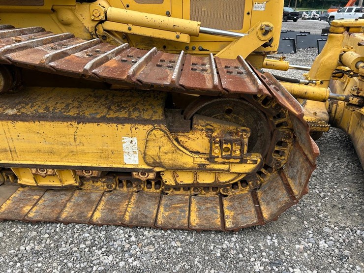 2016-komatsu-d39px-24-image-14