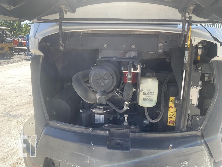 2019-bobcat-e32i-image-16