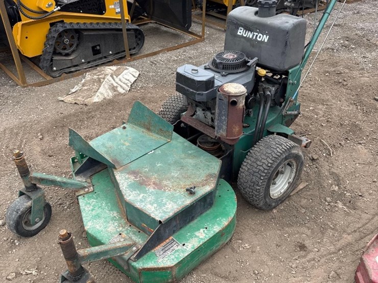 bunton-co/textron-36in-walk-behind-landscape-mower-image-2