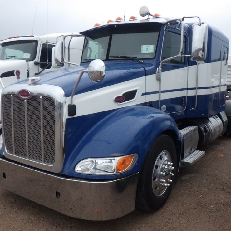 2014 PETERBILT 384
