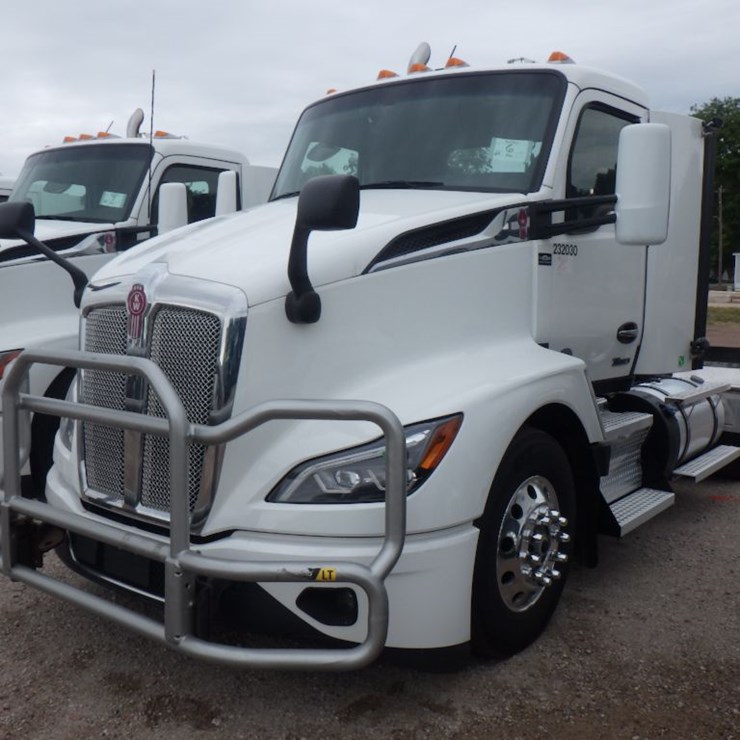 2024 KENWORTH T680