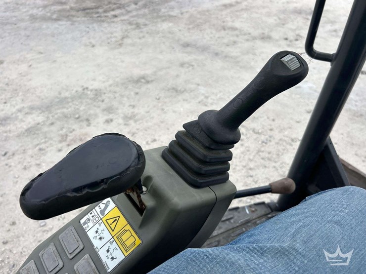 2019-bobcat-e32i-image-15