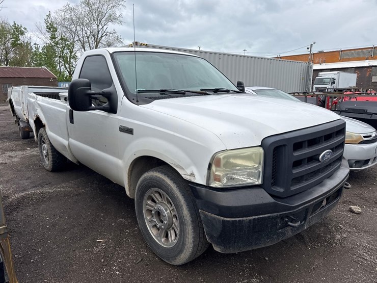 2006-ford-f250-image-3
