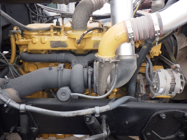 2000-peterbilt-378-image-21