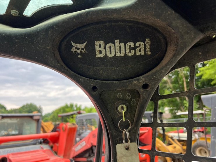 2017-bobcat-t550-image-12