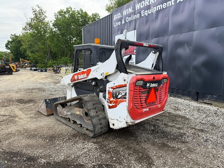 2020-bobcat-t76-image-2