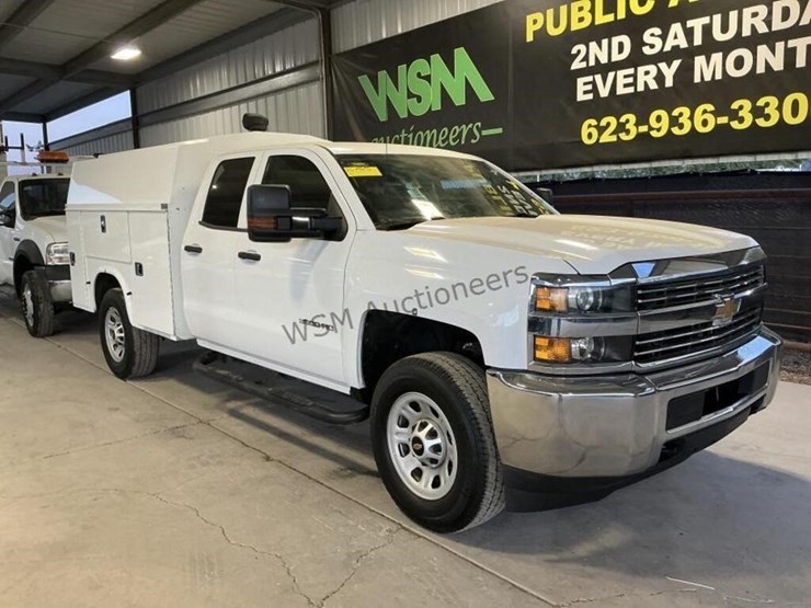 2016-chevrolet-silverado-3500hd-image-2