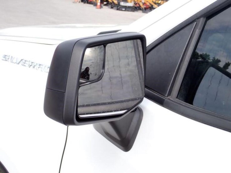 2022-chevrolet-silverado-1500-image-78