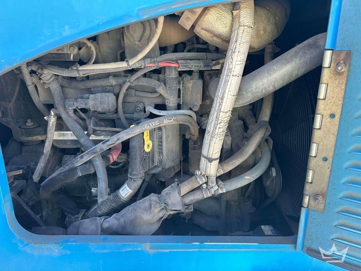 2019-genie-gth1056-image-7