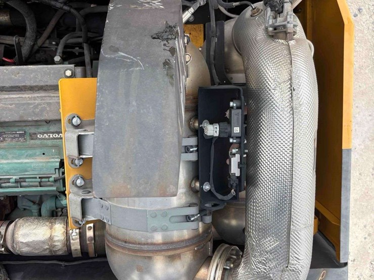 2020-volvo-ew160e-image-44