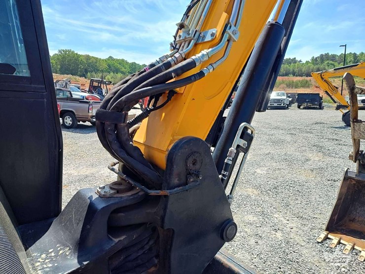 2023-jcb-90z-2-t4-midi-excavator-image-32