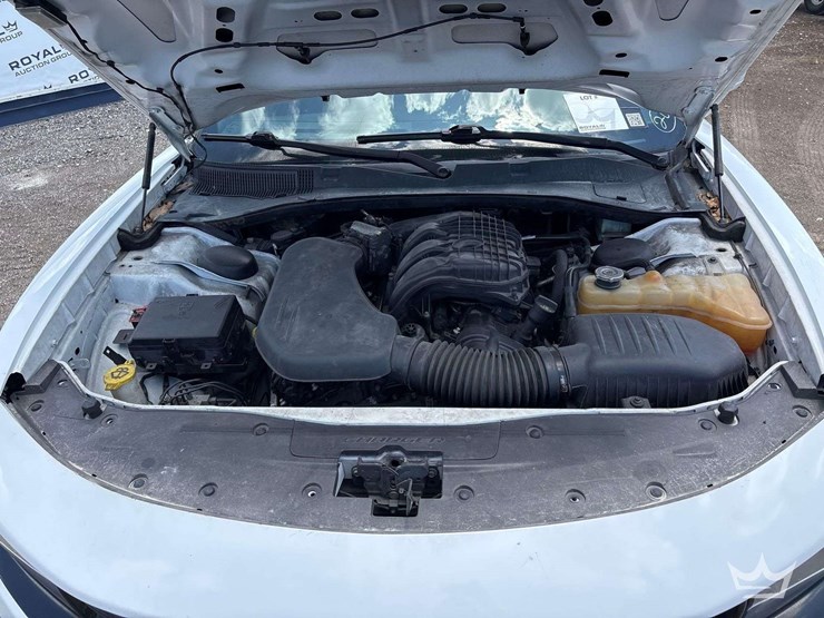 2018-dodge-charger-sedan-image-7