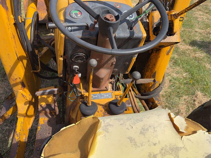 john-deere-400-image-25