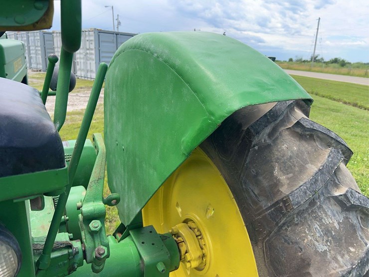 john-deere-a-image-37