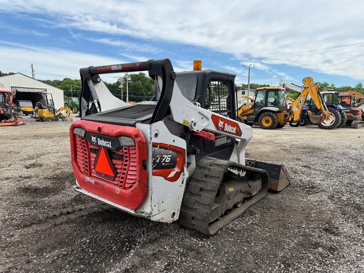 2020-bobcat-t76-image-4