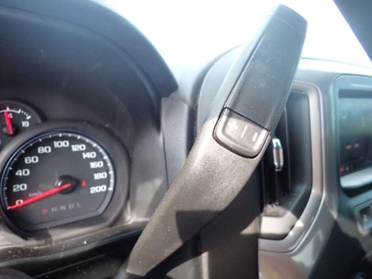 2022-chevrolet-silverado-1500-image-16