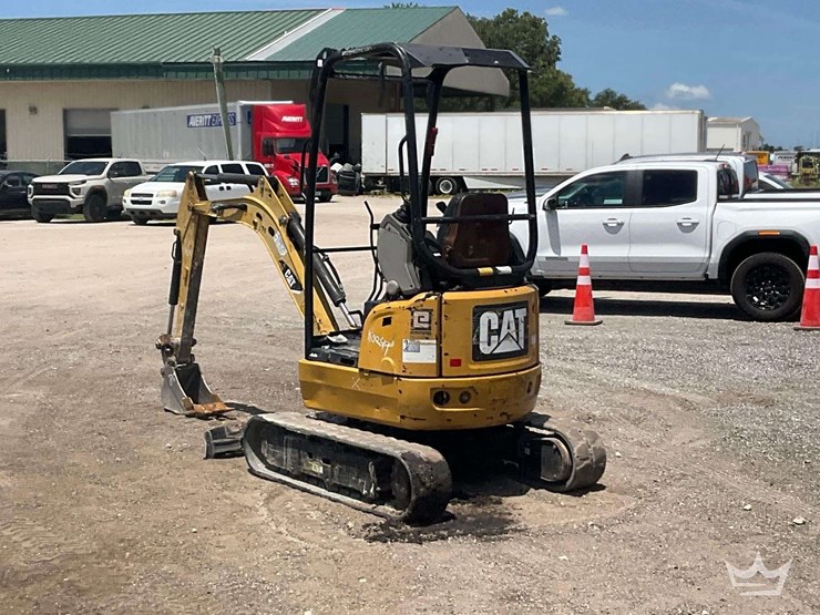2014-caterpillar-301.7d-cr-image-4