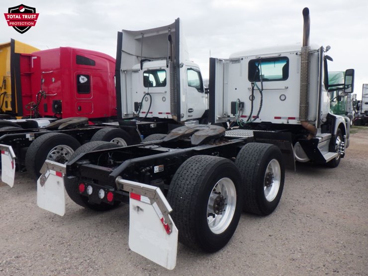 2024-kenworth-t680-image-7
