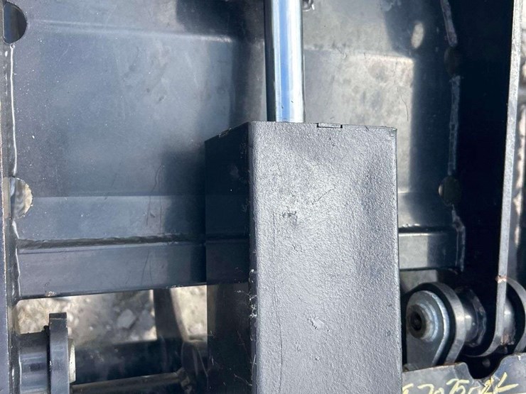 2022-terra-force-ycg066-66in-hydraulic-dual-cylinder-root-grapple-skid-steer-attachment-image-7