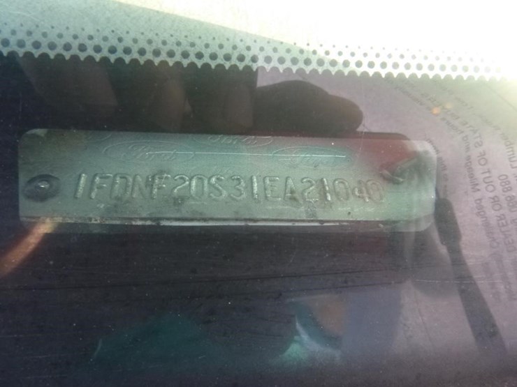 2001-ford-f250-image-18