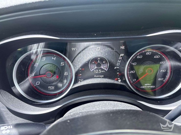 2018-dodge-charger-sedan-image-5
