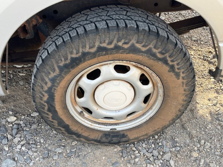 2014-ford-f150-image-17