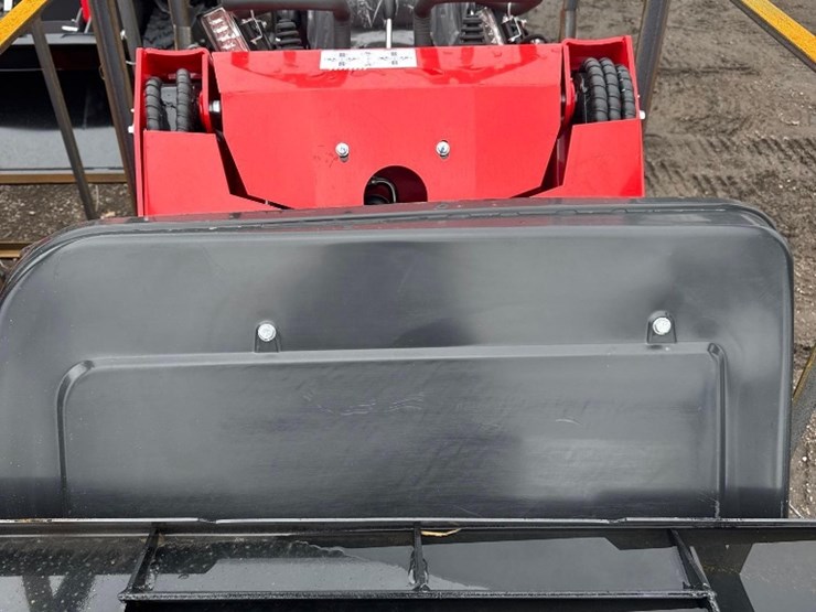 new-agt-industrial-co-mini-ride-on-skidloader-model-sda-140w-image-6