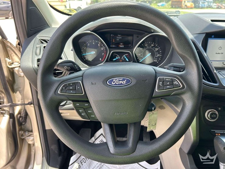 2017-ford-escape-image-12
