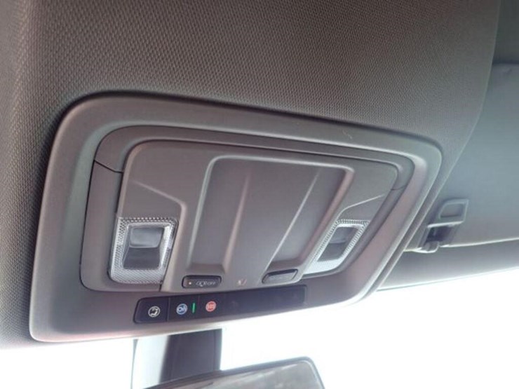 2022-chevrolet-silverado-1500-image-25