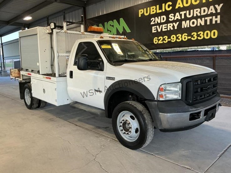 2006-ford-f550-image-2