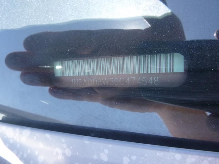 2006-nissan-frontier-image-12