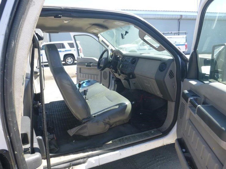 2010-ford-f250-image-6