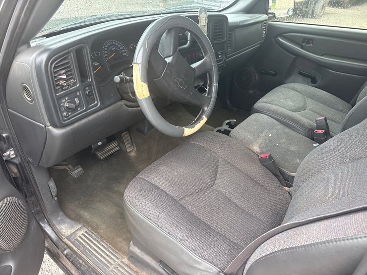 2003-chevrolet-1500-image-4