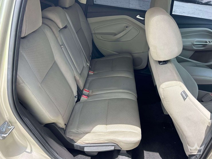 2017-ford-escape-image-24