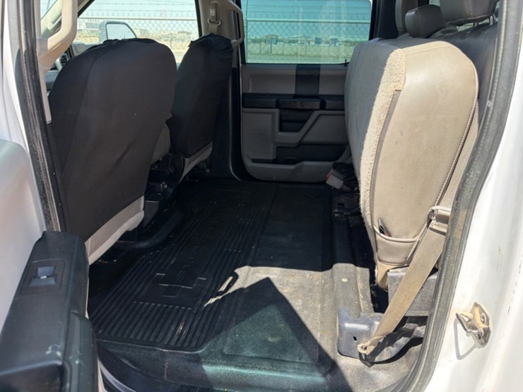 2019-ford-f350-image-9