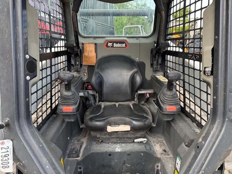 2020-bobcat-t76-image-20